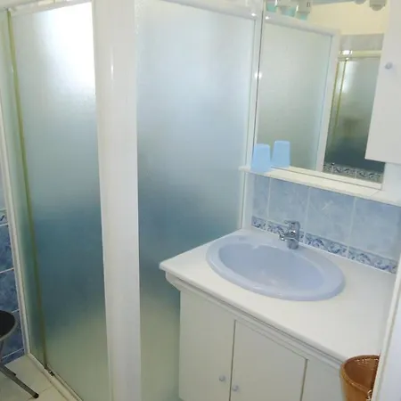 Apartment 3 Pieces 6 Pers A 2 Pas De La Et Du Centre Cavalaire-sur-Mer