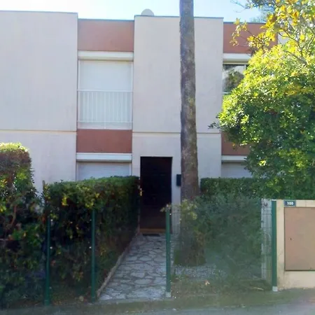 3 Pieces 6 Pers A 2 Pas De La Et Du Centre Апартаменты *
